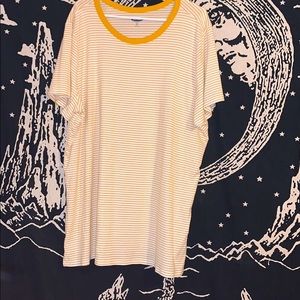 Old Navy T-shirt